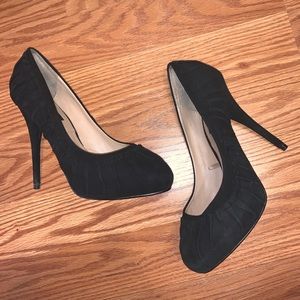 Zara Black Ruffle Pumps